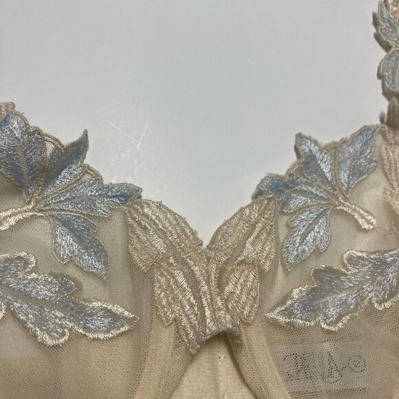 La Perla Floral Applique Embroidered Strap Underwire Demi Bra Sheer Unlined 34B - Picture 10 of 14